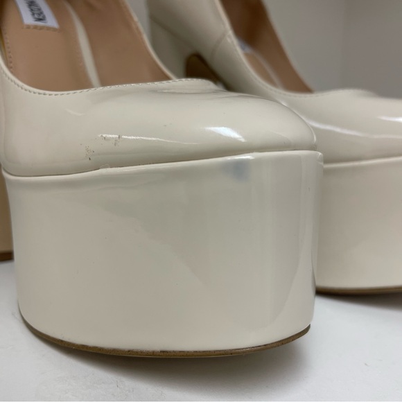 Steve Madden nude high heels size 6 - Picture 3 of 15